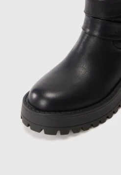 Raid MARNIE - Cowboy/biker Ankle Boot - Black 12 Raid MARNIE - Cowboy/biker Ankle Boot - Black -Raid Shoes Shop fadb721e13f94f42a03e6876a9cb321e